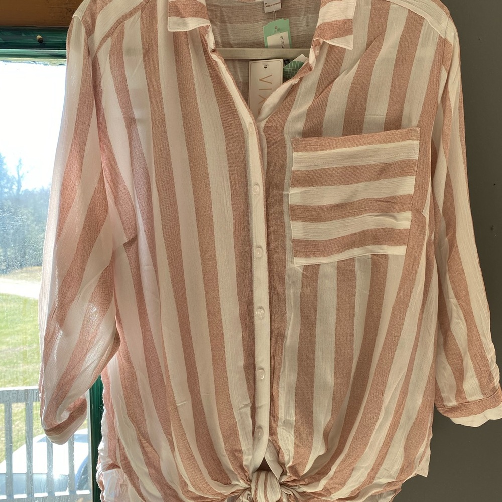 Vixbe Thompkins Front Tie Top. Tags still attached